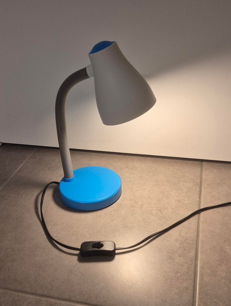 blauw/witte bureaulamp, Enlèvement, Comme neuf