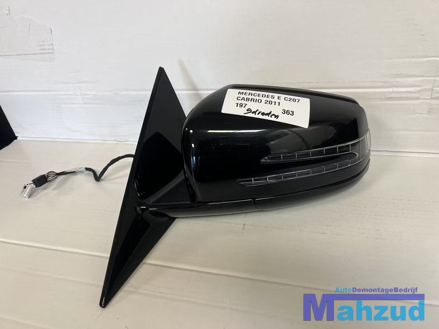 MERCEDES E A207 Cabrio zwart 197 Links spiegel 2009-2016, Mercedes-Benz AG, Mercedes-Benz, Utilisé, Mercedesstrasse 120
70372  Stuttgart, DE