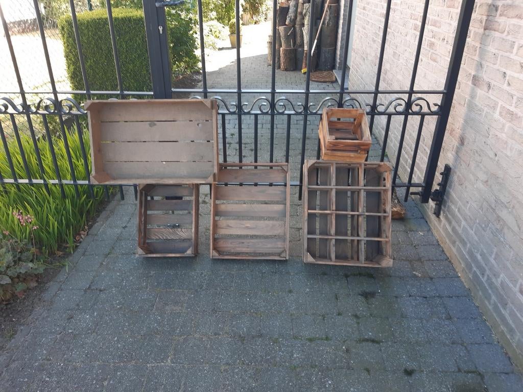 Boîtes en bois, Enlèvement