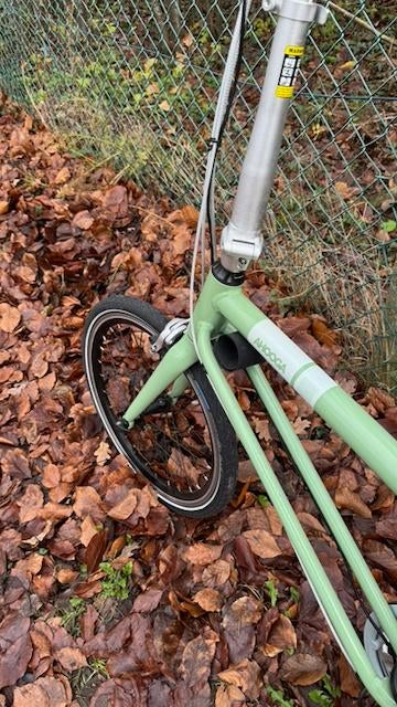 Ahooga Bike 24 V groen, Ophalen, Zo goed als nieuw, Minder dan 30 km per accu, Overige merken