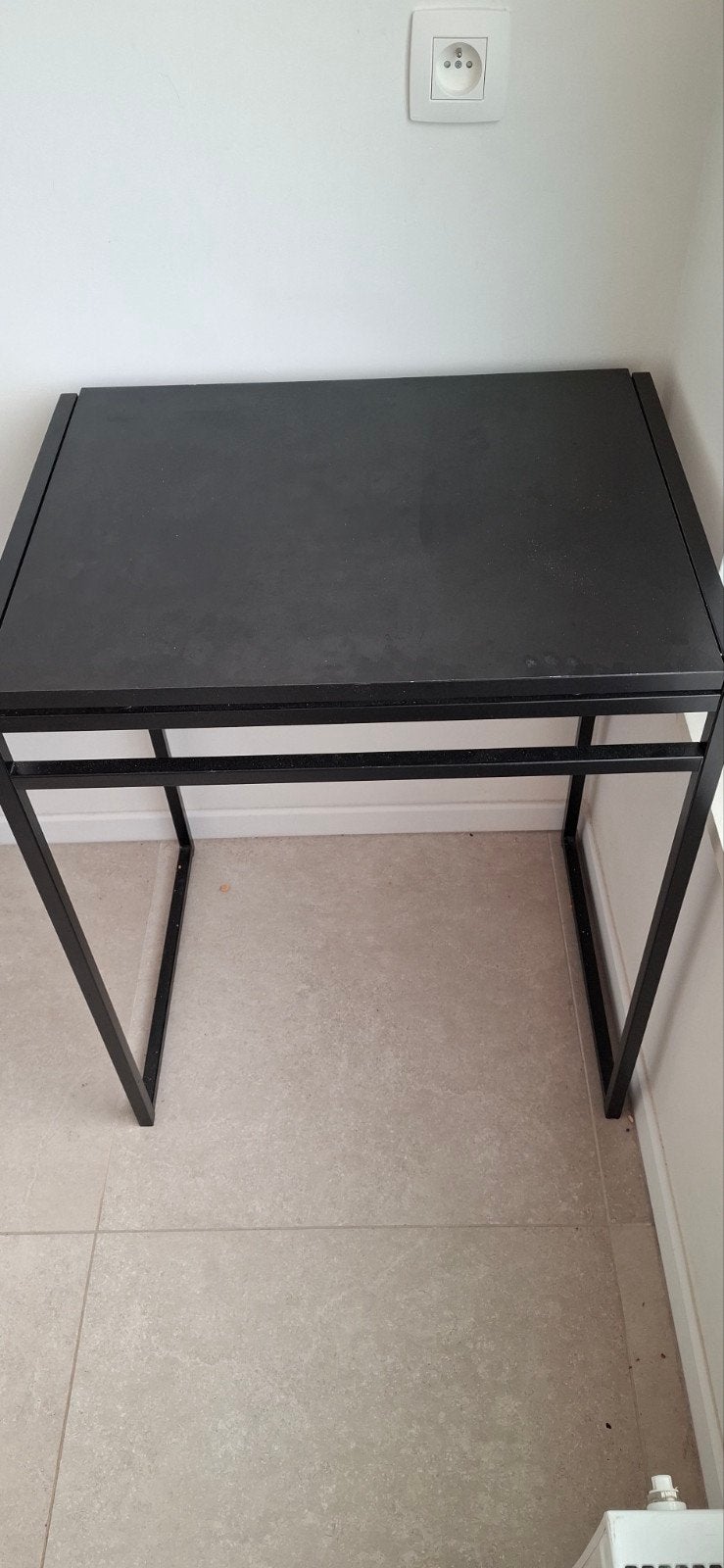 Bureau/ tafeltje ikea, Ophalen
