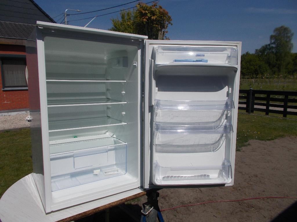 inbouw ijskast (zonder vriesvak), Classe énergétique A ou plus économe, 85 à 120 cm, Enlèvement, 45 à 60 cm