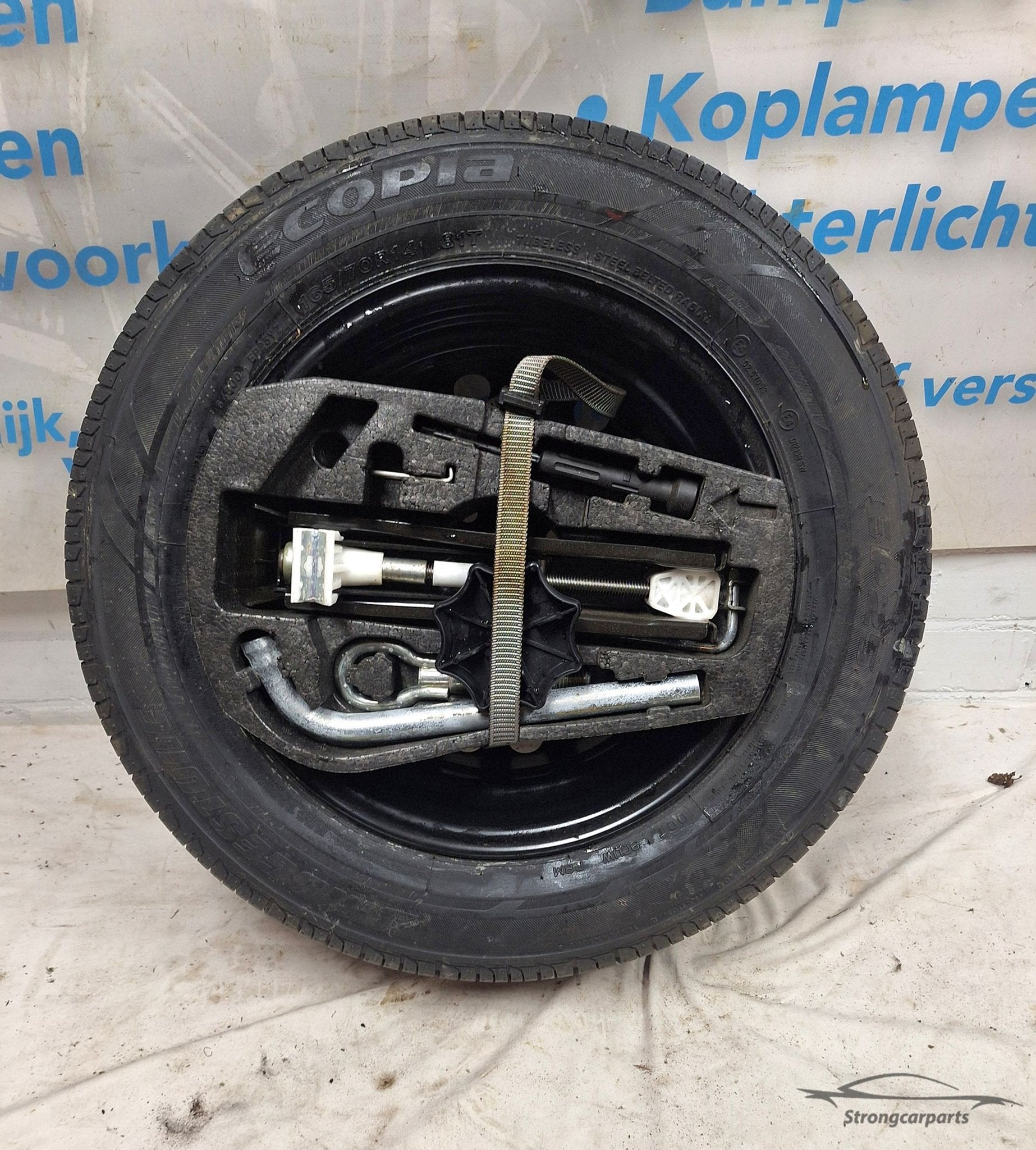 Reservewiel met gereedschap kit VW Up 4x100 165/70/14, Auto-onderdelen, Gebruikt, Seat, -, -