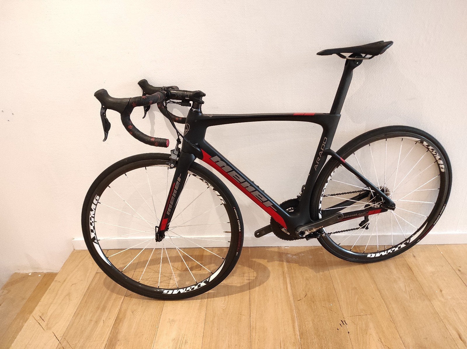 Vélo de route Menet - ultra DI2 - Taille M, Vélos & Vélomoteurs, Autres marques, Frein sur jante, Enlèvement, 28 pouces