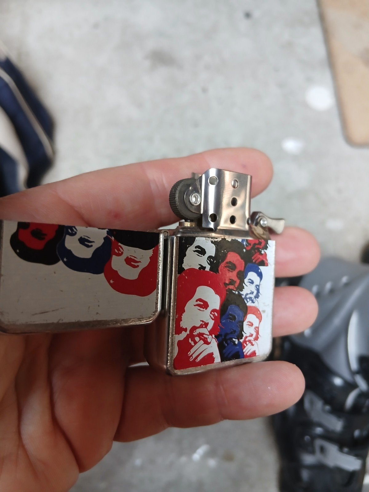 che guevara pop art benzine aansteker in goede staat merk Tr, Enlèvement, Briquet