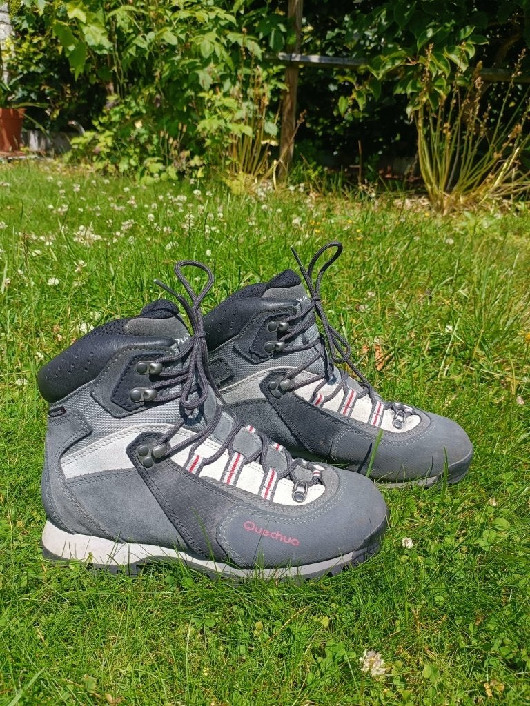 Wandelschoenen - Bergschoenen B/C, maat 39, Kleding | Dames, Schoenen, Wandelschoenen, Zo goed als nieuw, Grijs, Ophalen