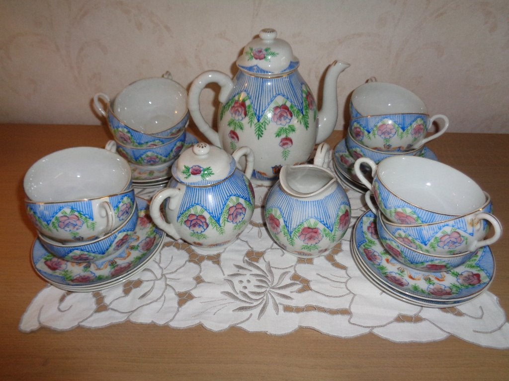 blauw porselein servies voor 6 personen, Maison & Meubles, Cuisine | Vaisselle, Service complet, Comme neuf, Enlèvement, Autres styles