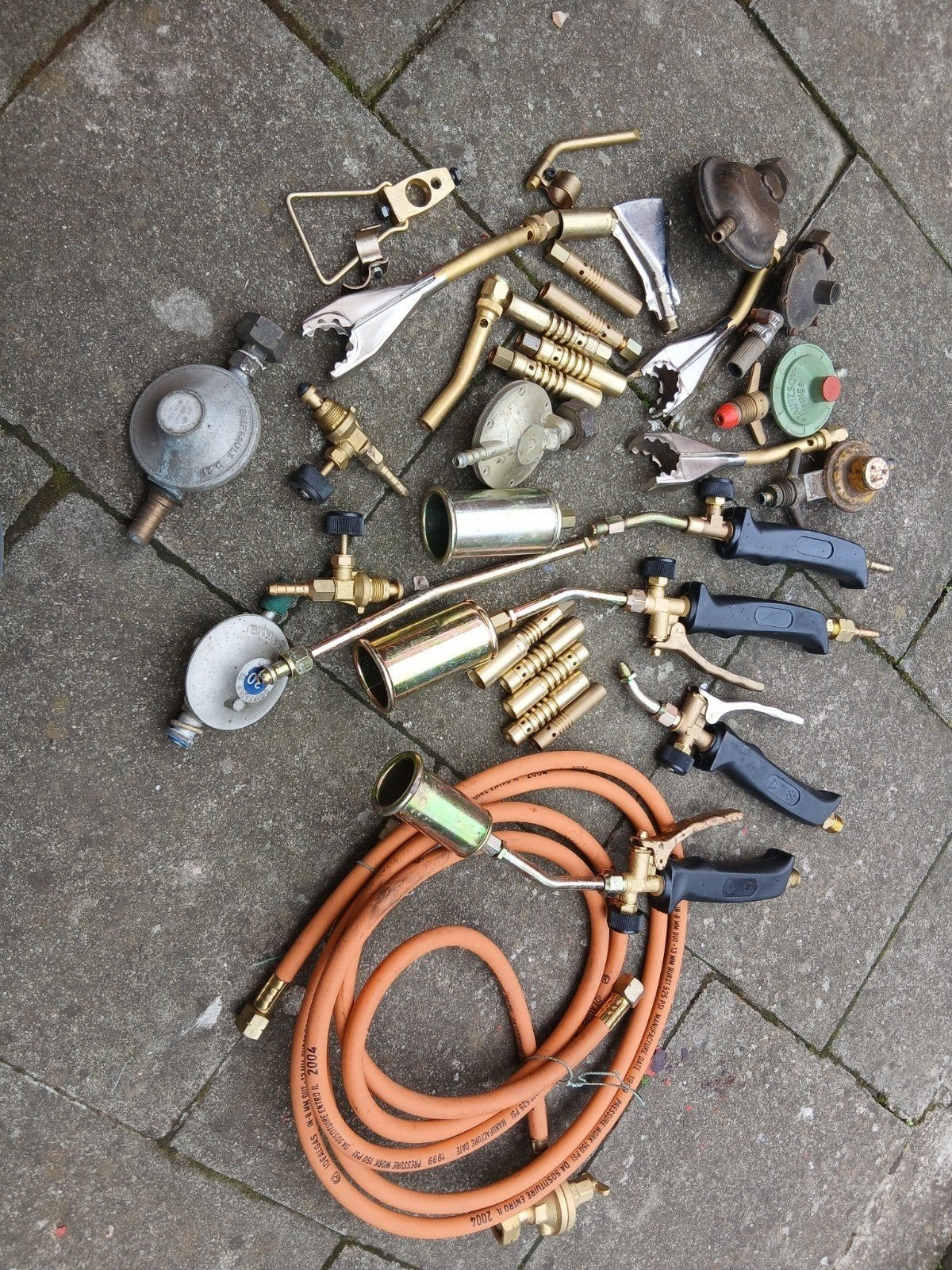 gasbranders compleet set, Enlèvement
