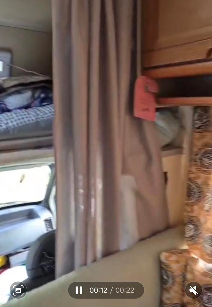 Très bonne état pour un camping car ancêtre, Siège standard, Toilette à cassette, Boîte manuelle, Ford