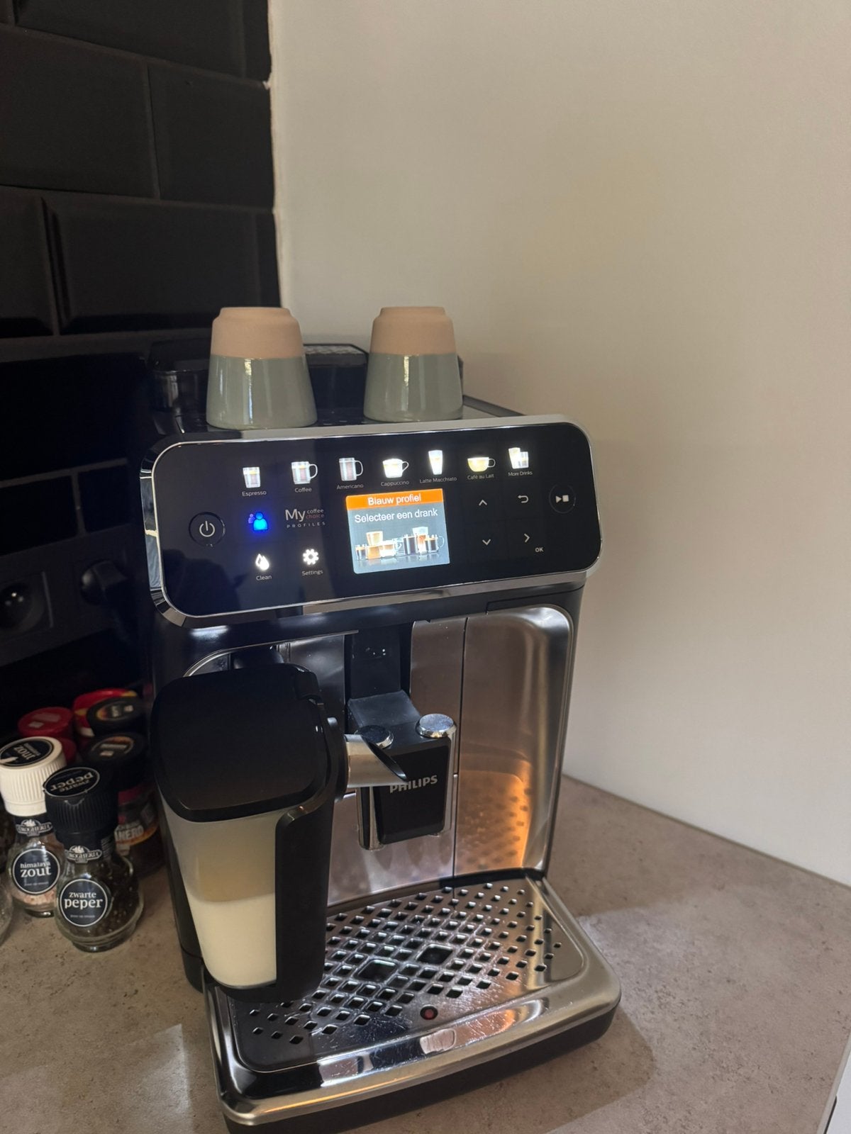 Philips LatteGo 5400, Ophalen, Gebruikt, Espresso apparaat, 4 tot 10 kopjes