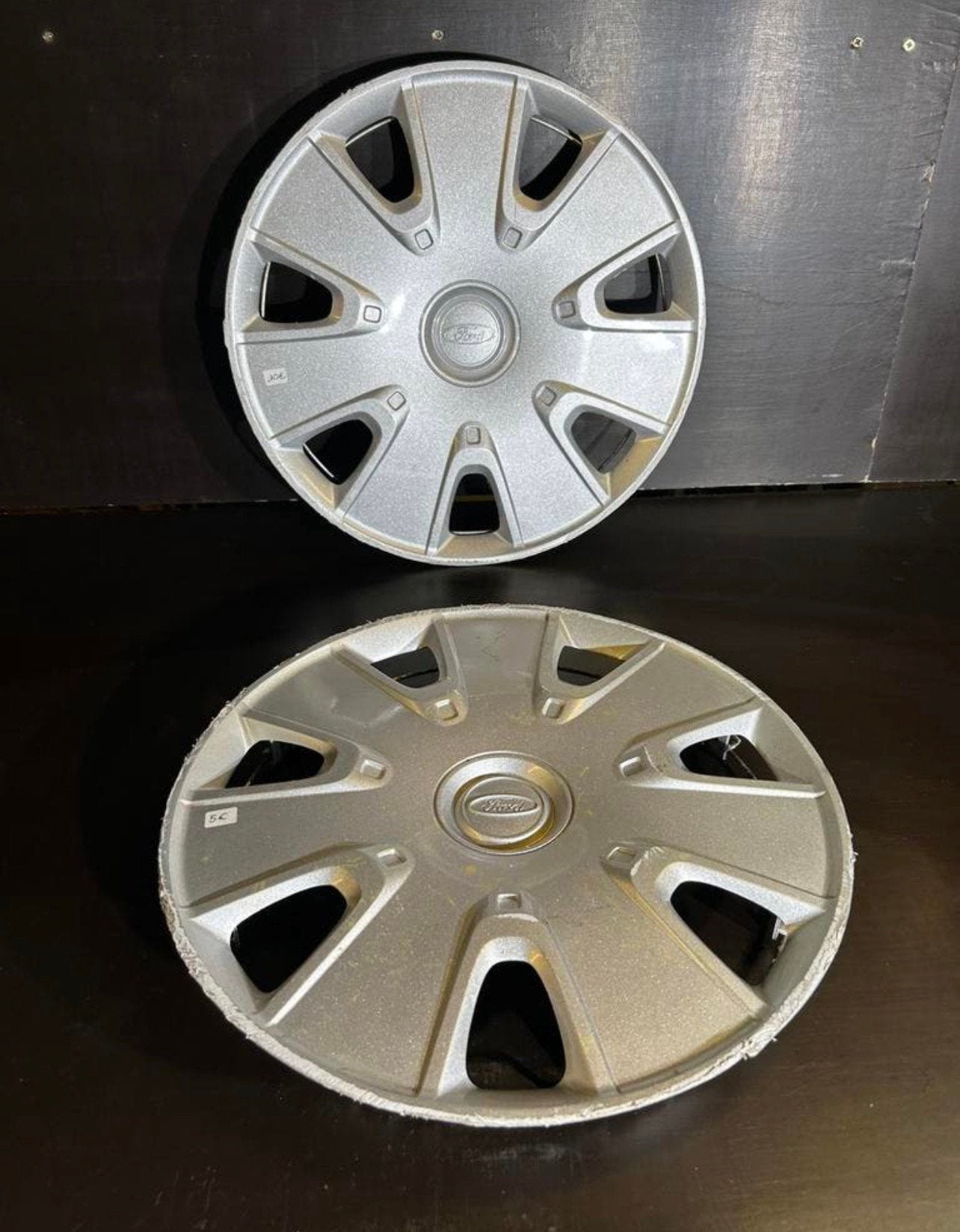 2 originele Ford fiesta ka 14" wieldoppen, Ophalen of Verzenden, Gebruikt