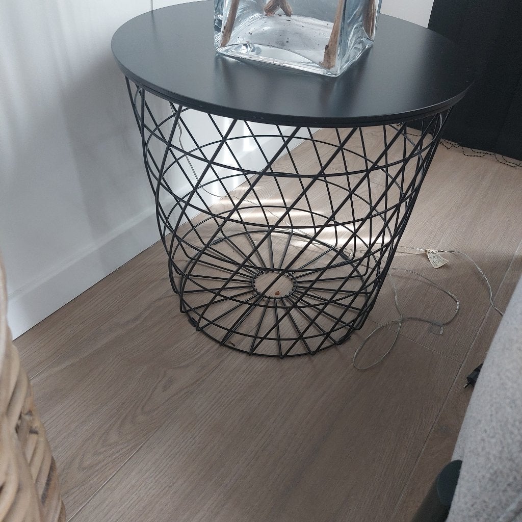 Rond bijzettafeltje Ikea, Huis en Inrichting, Tafels | Bijzettafels, 45 tot 60 cm, Minder dan 55 cm, Metaal of Aluminium, Rond