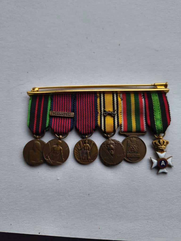 Mini medailles, Ophalen of Verzenden