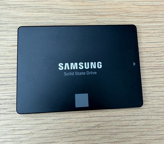 Samsung EVO 870 4TB, Computers en Software, Harde schijven, Intern, Samsung, Ophalen of Verzenden, Zo goed als nieuw