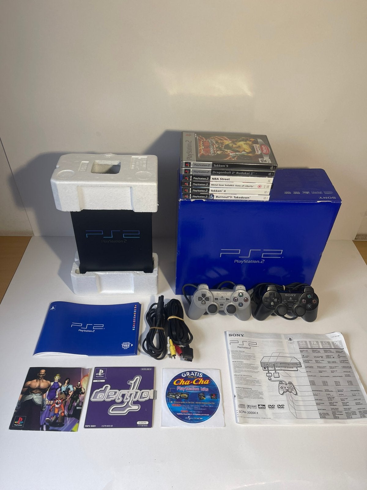 PS2 Fat SCPH-30004R CIB rétrocompatible + jeux, Consoles de jeu & Jeux vidéo, Consoles de jeu | Sony PlayStation 2, Comme neuf