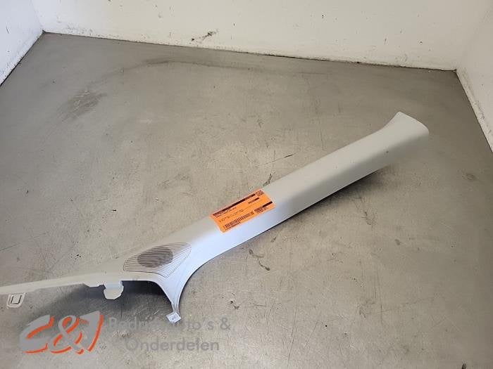 Stijl rechts-voor van een Renault Trafic (OV369), Gebruikt, -, Renault, -