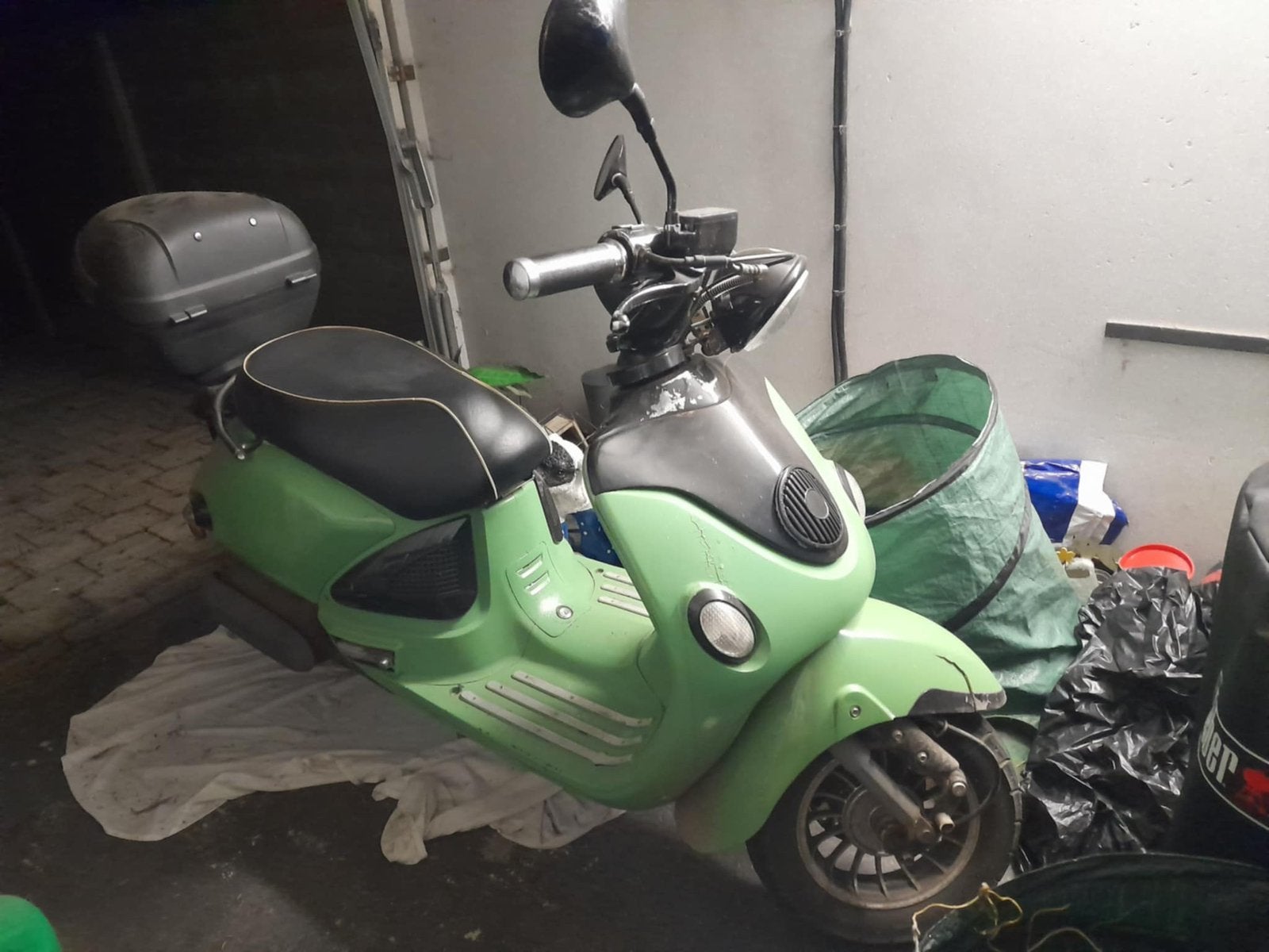 A klasse brommer, Vélos & Vélomoteurs, Mini Bikes, Midi Bikes & Pit Bikes, Enlèvement ou Envoi, Utilisé, 25 cm³