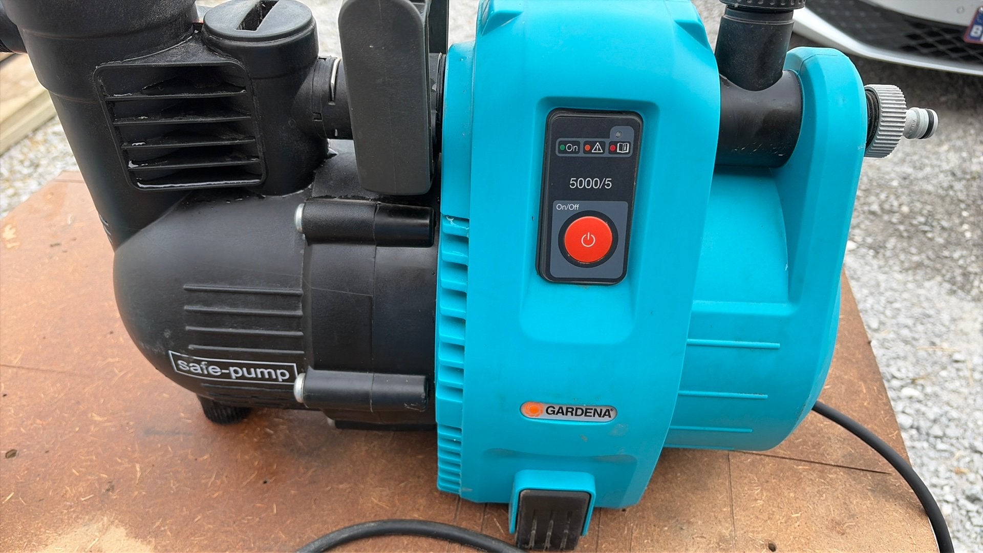 Pompe GARDENA husqvarna ab, Jardin & Terrasse, Pompes à eau, Enlèvement, Comme neuf, Électrique, Pompe d'arrosage