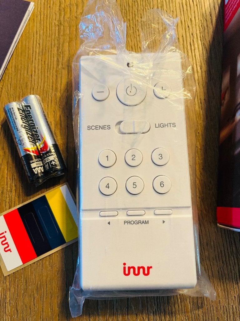 2x innr RC 110 afstandsbediening Zigbee, TV, Hi-fi & Vidéo, Télécommandes, Enlèvement, Utilisé, Originale
