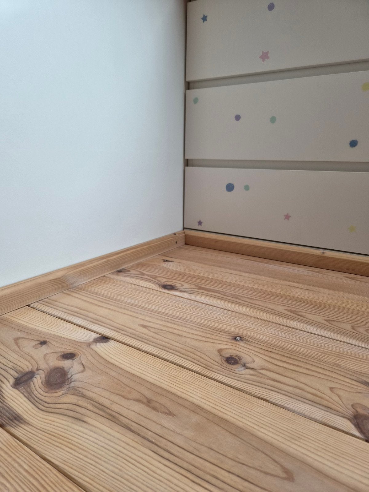 plinten grenen 20mm X 4,5cm X 300cm, Ophalen, Plinten
