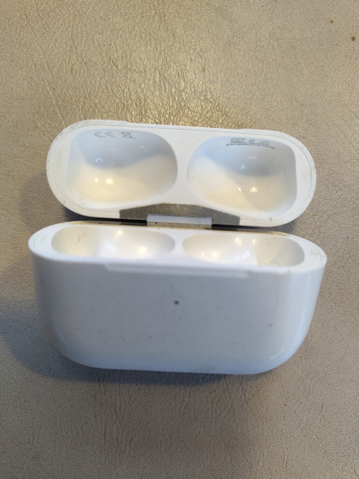 Airpods 3 pro Enkel case zonder oortjes, Ophalen, Gebruikt, Wit, Apple