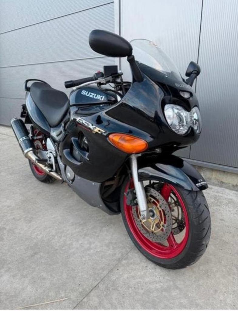 Katana Suzuki GSX 750F en excellent état avec papiers, Occasion, Échappement sport, Particulier
