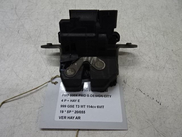 ACHTERKLEPSLOT Fiat 500X (334) (01-2014/09-2020) (52096564), Gebruikt, Fiat, Achterklep