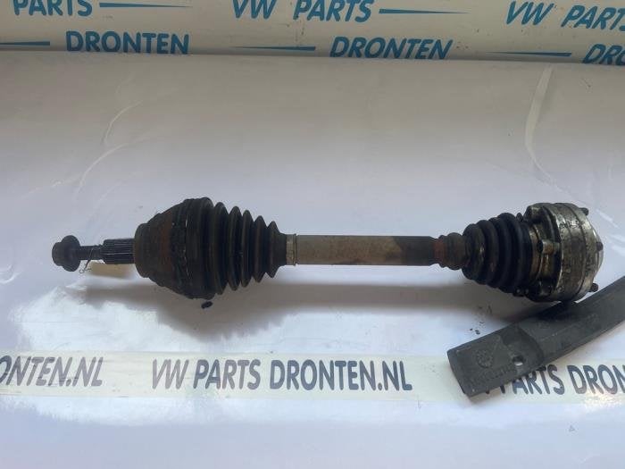 Arbre de transmission avant gauche d'un Volkswagen Caddy, Volkswagen, -, 3 mois de garantie, Utilisé