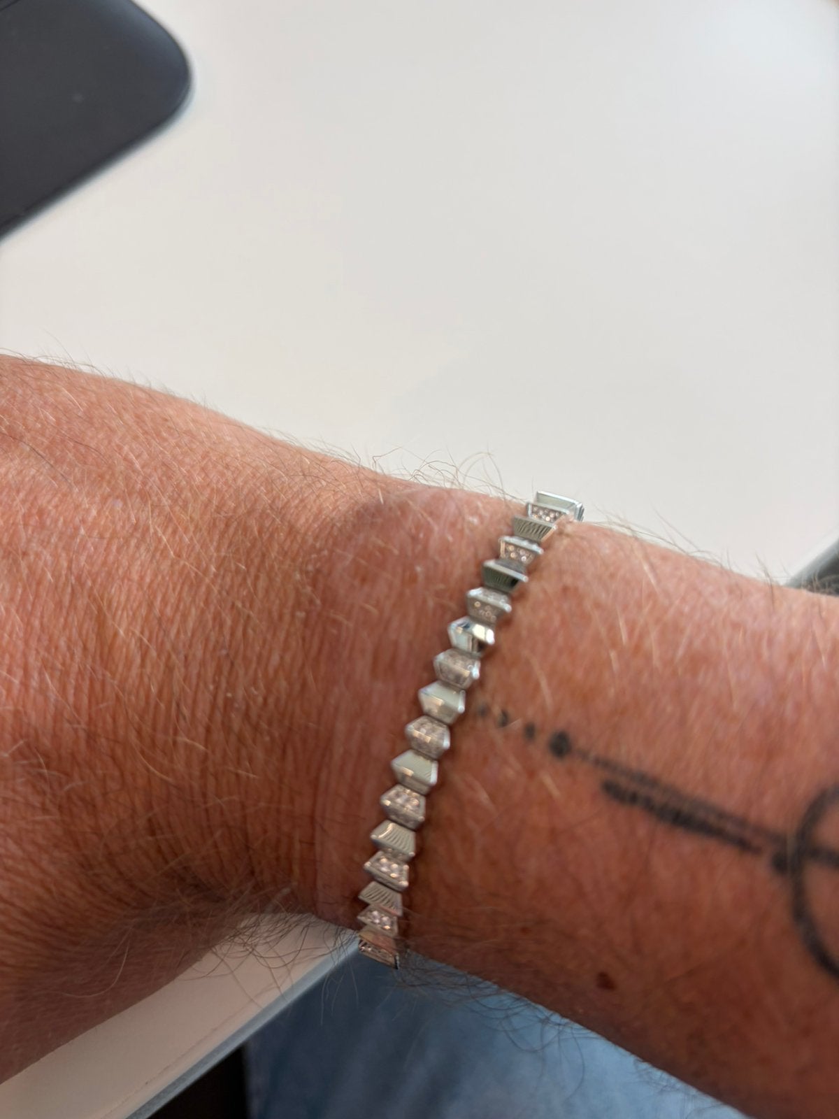 Bracelet argent massif APM MONACO Neuf, Bijoux, Sacs & Beauté, Bracelets, Enlèvement, Argent, Argent