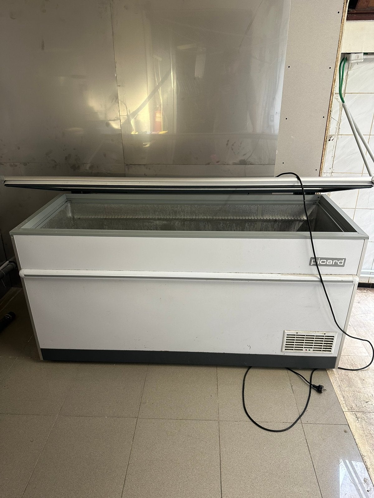 Congélateur coffre professionnel PICARD 610L – Très bon état, Elektronische apparatuur, Vriezers en Diepvrieskisten, Zo goed als nieuw