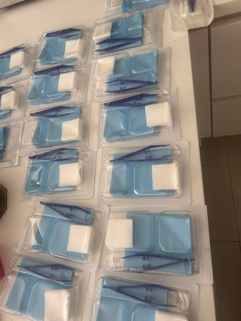 Set van 16 Raucoset steriele verbandsets (nieuw, 2028), Diversen, Ophalen, Nieuw