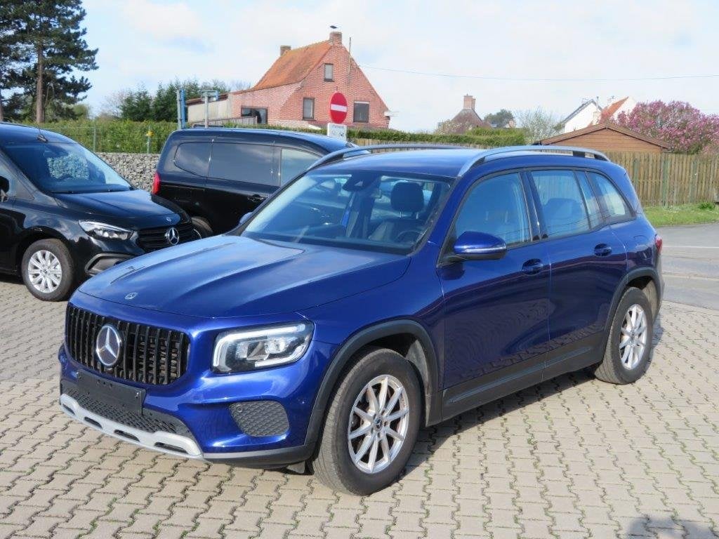 Mercedes-Benz GLB 180d (automatique), Autos, Cuir et Alcantara, Achat, 1800 kg, Entreprise