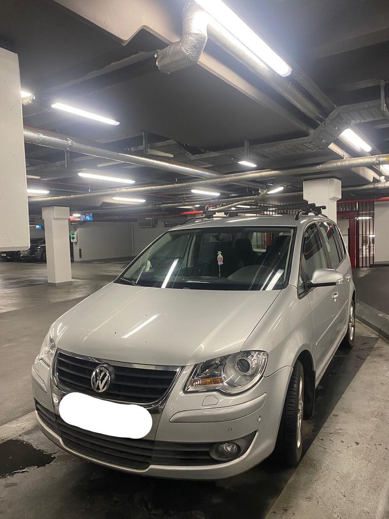 Volskwagen touran TSI essence 2009, Achat, Boîte manuelle, 5 portes, 5 places