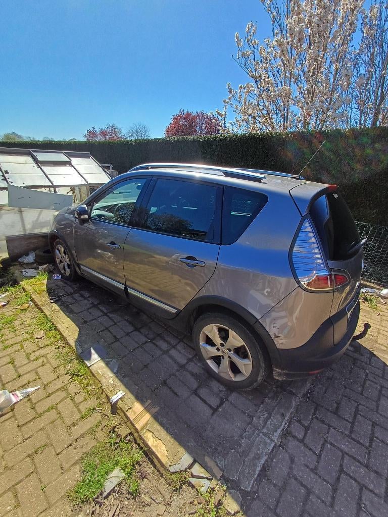 Auto renault scenic, Auto's, Renault, Zwart, 4 cilinders, Leder en Stof, 124 g/km