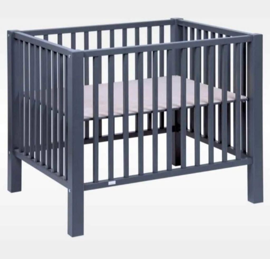 Parc bébé dreambaby en parfait état, Enfants & Bébés, Parcs