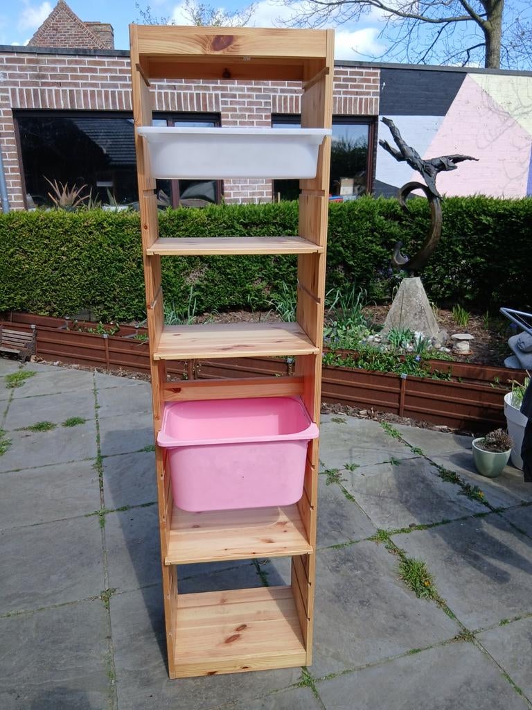 Kast Ikea trofast, Enlèvement