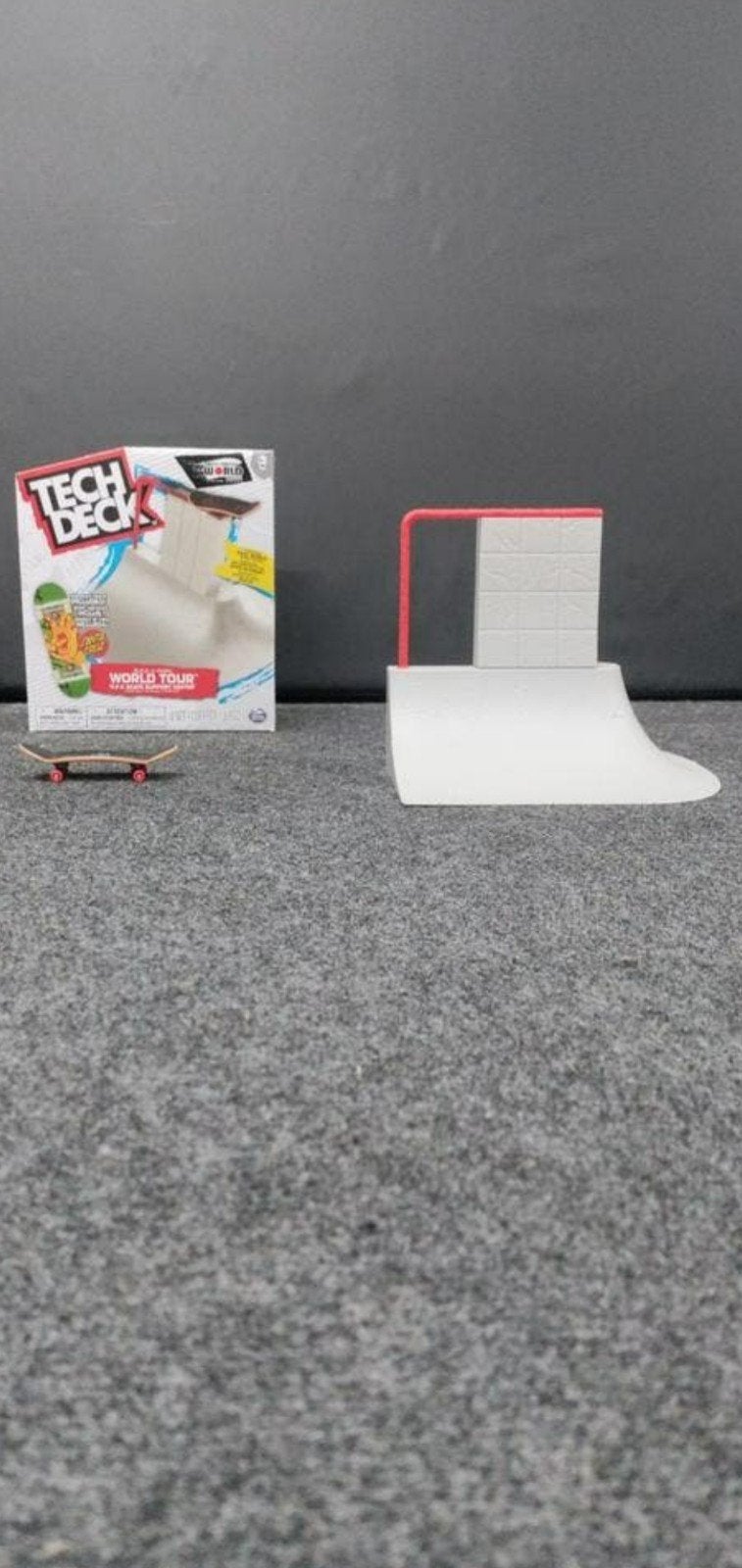 Tech Deck World Tour P.F.K. Skate Support Center, Enlèvement ou Envoi, Comme neuf, Skateboard