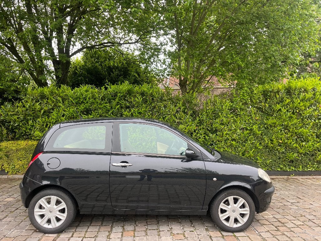 Lancia YPSILON 113000Km Airco 12CC essence, Auto's, Lancia, Zwart, Bedrijf, Ypsilon, Alarm