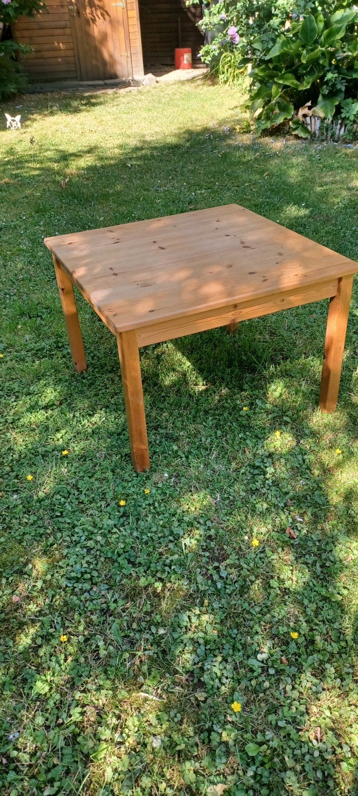 Houten bijzettafel/salontafel, Huis en Inrichting, Tafels | Salontafels, Ophalen, Vierkant