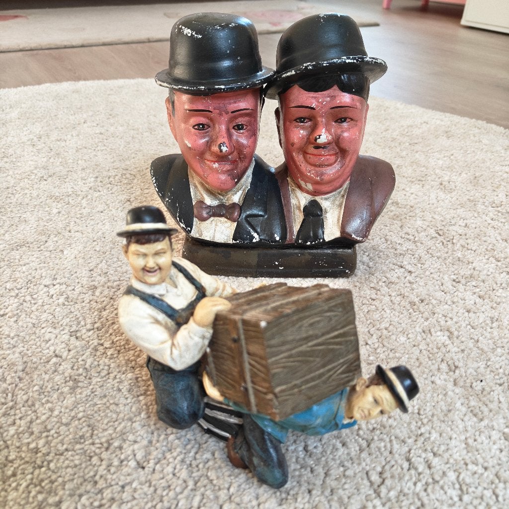 2 photos Laurel & Hardy, Collections, Enlèvement, Utilisé, Humain