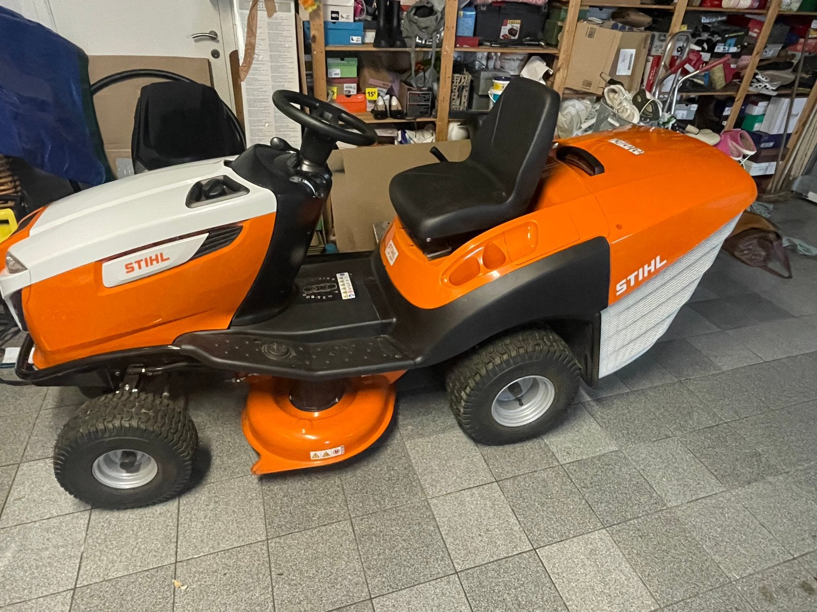 Zitmaaier Stihl (Viking) amper gebruikt, Tuin en Terras, Ophalen, Zo goed als nieuw