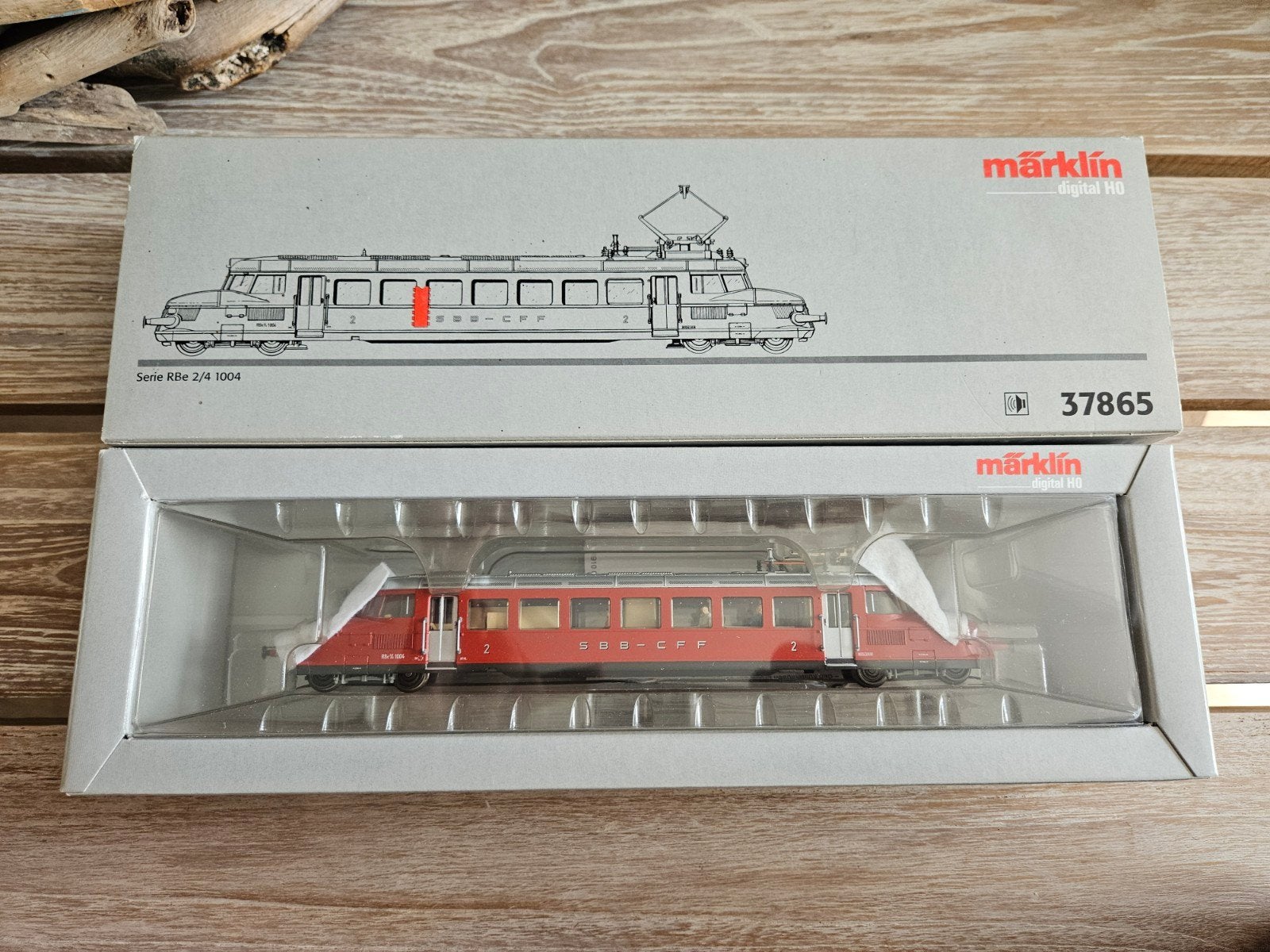 Märklin 37865 Rbe2/4 CFF-serie, Wisselstroom, Gebruikt, Locomotief, Ophalen of Verzenden
