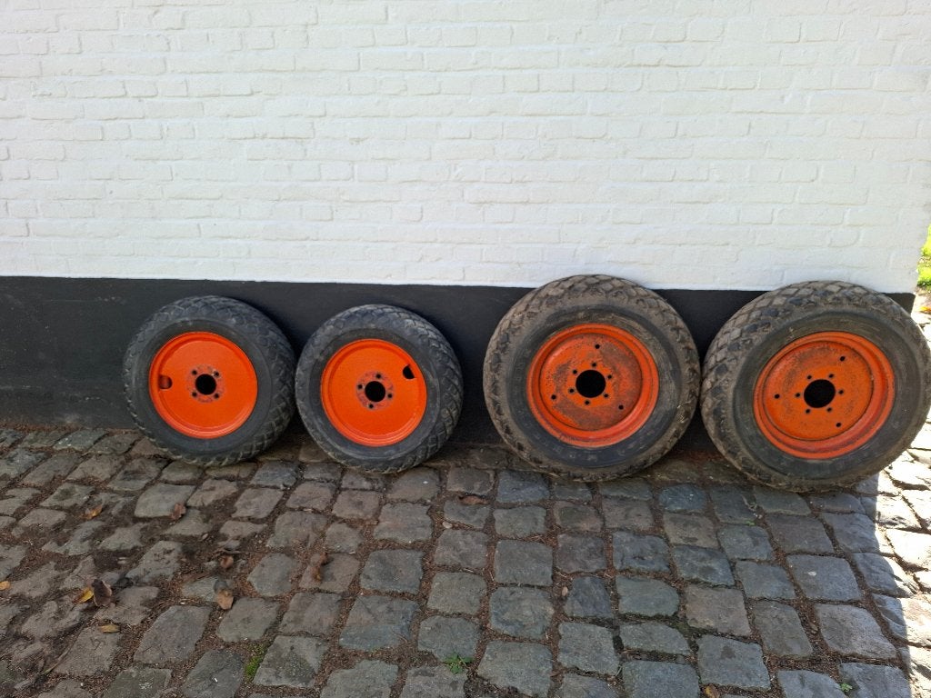 4 Banden  voor minitractor Kubota 1600 B, Ophalen, Voertuig of Aanhanger