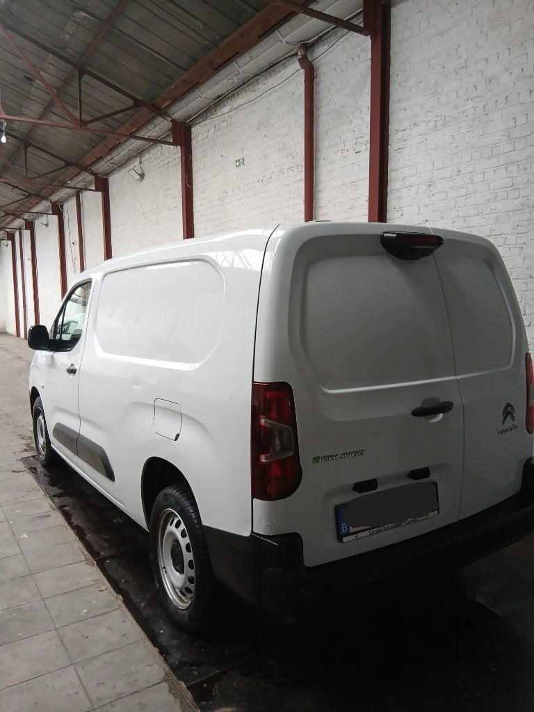 Citroen Berlingo 2023 1.5 Blue-HDI Club XL 76351km Klaar voo, Auto's, Dealer onderhouden, Citroën, Bedrijf, Diesel