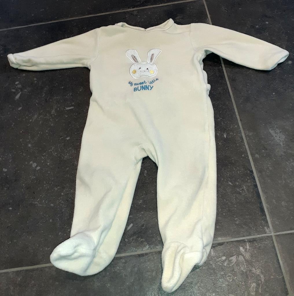 Baby Pyjama zacht geel konijn TQF 12M, Enfants & Bébés, Enlèvement ou Envoi, Neuf, Garçon ou Fille, Vêtements de nuit ou Sous-vêtements