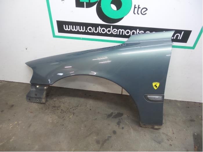 Scherm links-voor van een Volvo S60 (449), Auto-onderdelen, Gebruikt, -, -, Ophalen of Verzenden