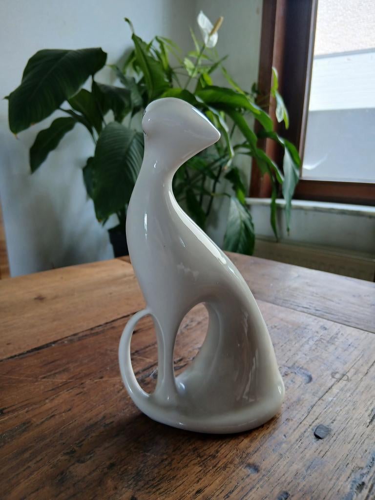 Royal Dux poezenbeeldje, Ophalen