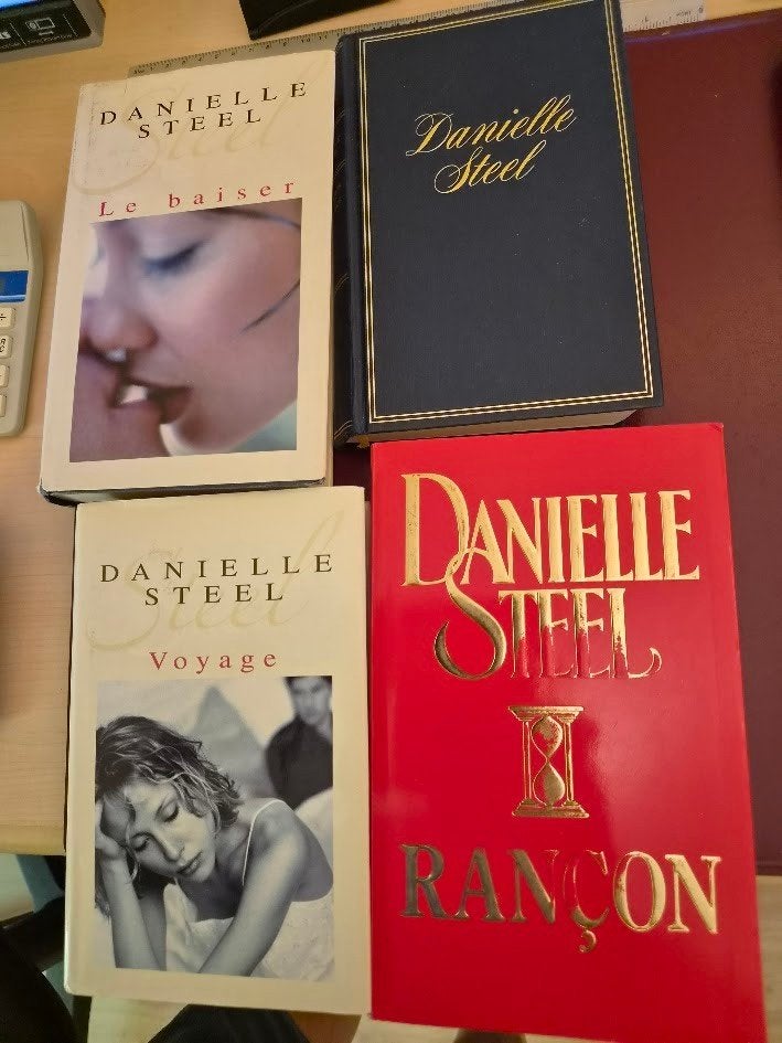 Set van 14 boeken van Daniele Steel, Ophalen, Gelezen