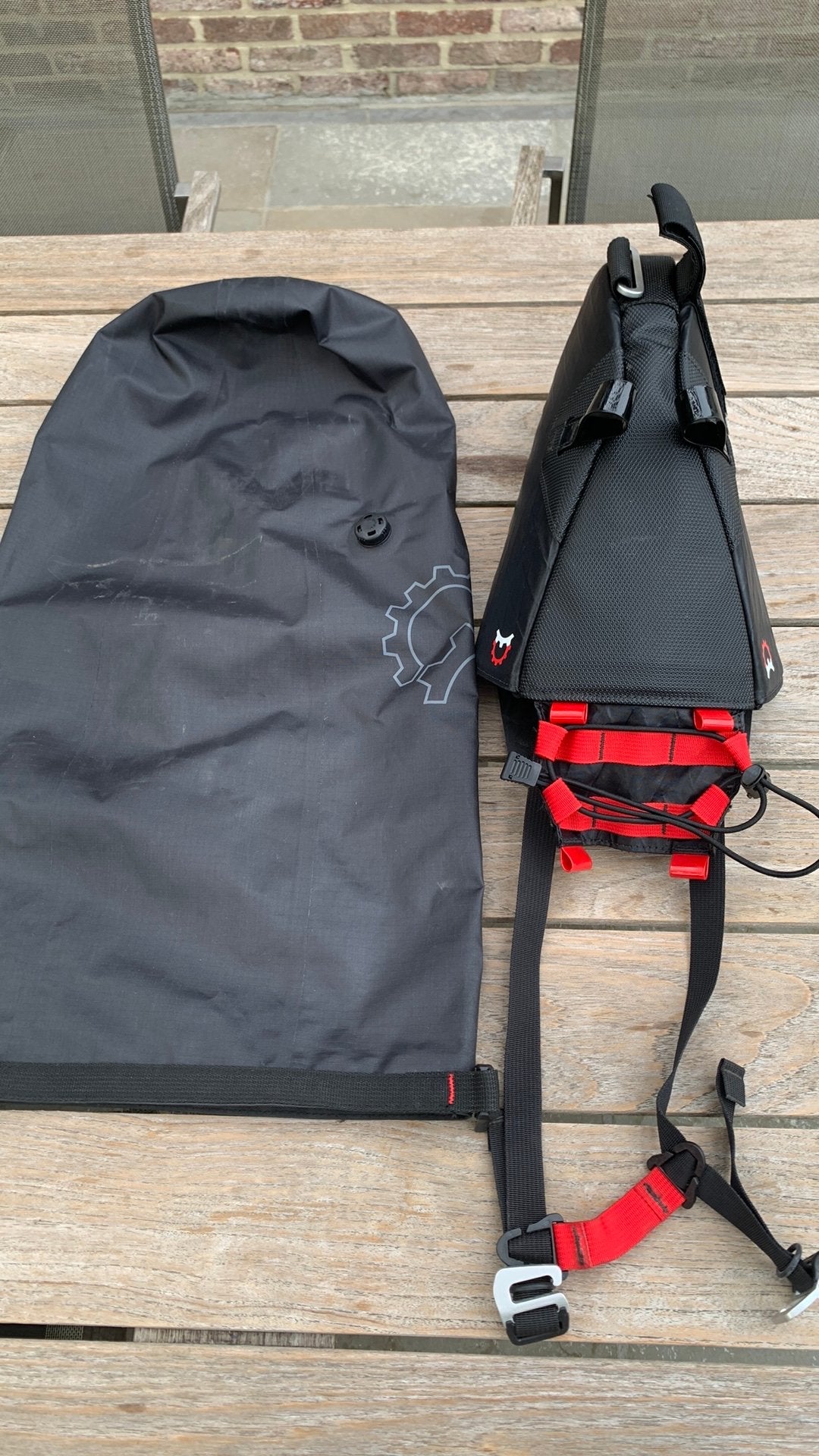 Revelate Design Terrapin 8L zadeltas + Shrew. Bikepacking, Enlèvement, Comme neuf