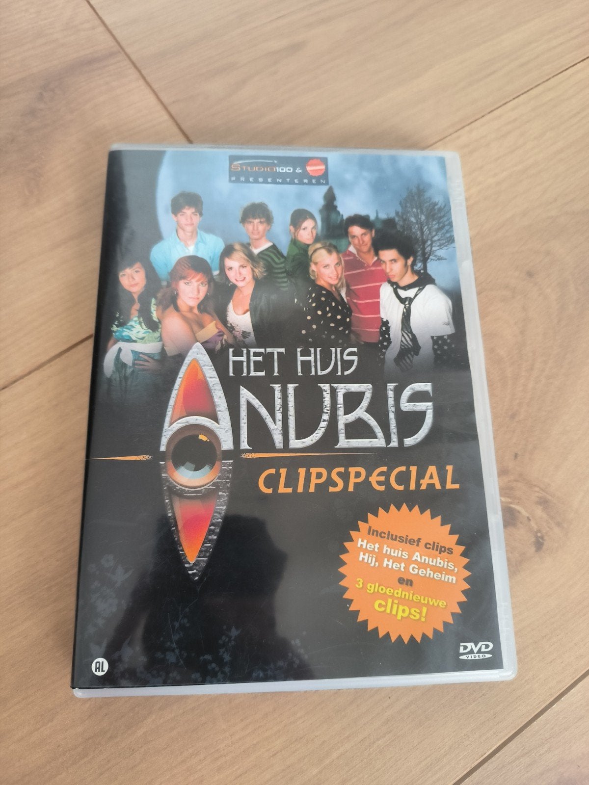 Het huis Anubis clubspecial, Enlèvement